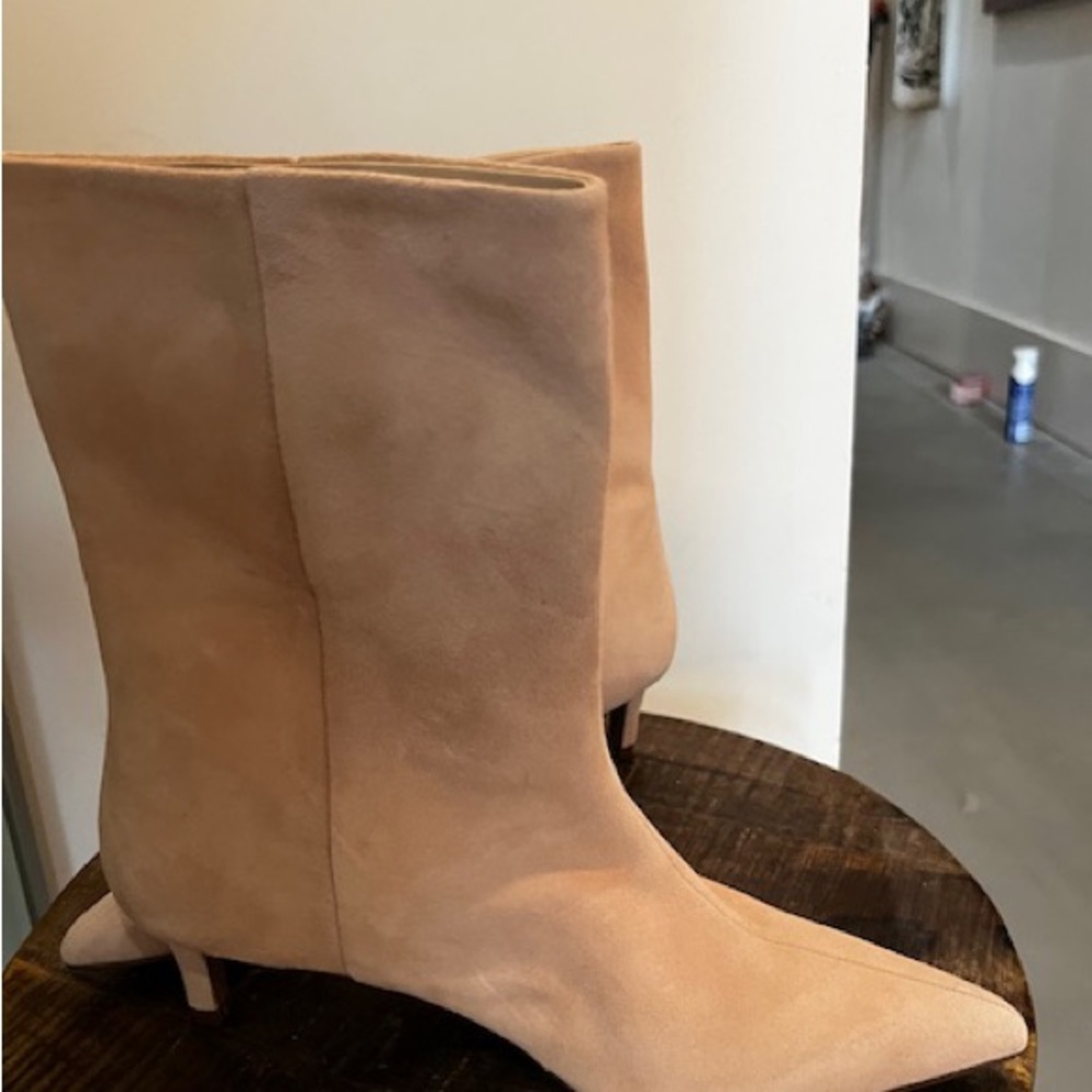 Seychelles Tan Suede Heeled Boots